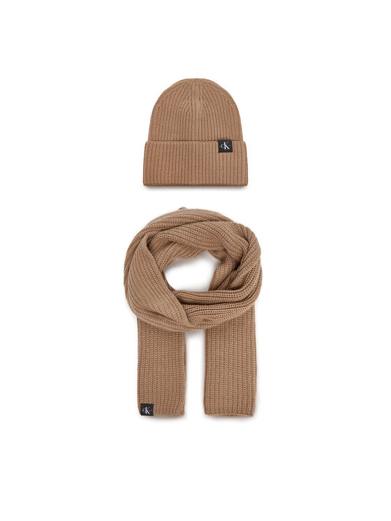 Calvin Klein Jeans Šalles un cepures komplekts Calvin Klein Jeans Monogram Rib Scarf Beanie Set IU0IU00638 Brūns
