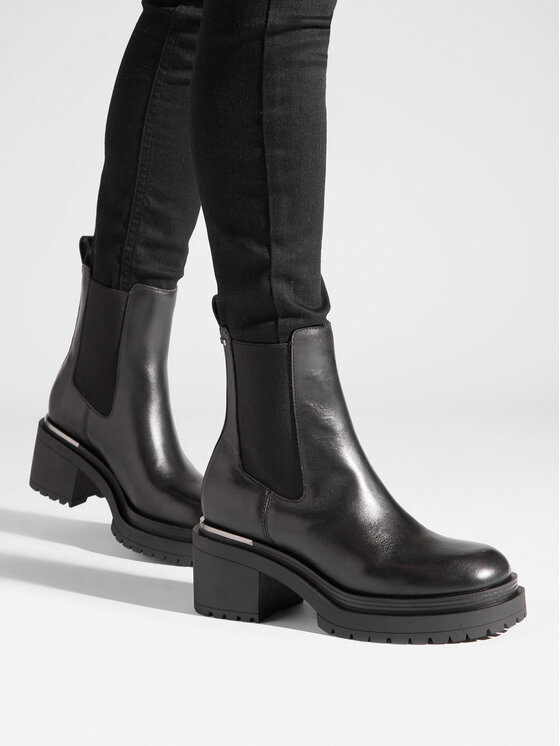 DKNY Členková obuv DKNY Patria K3340304 Čierna