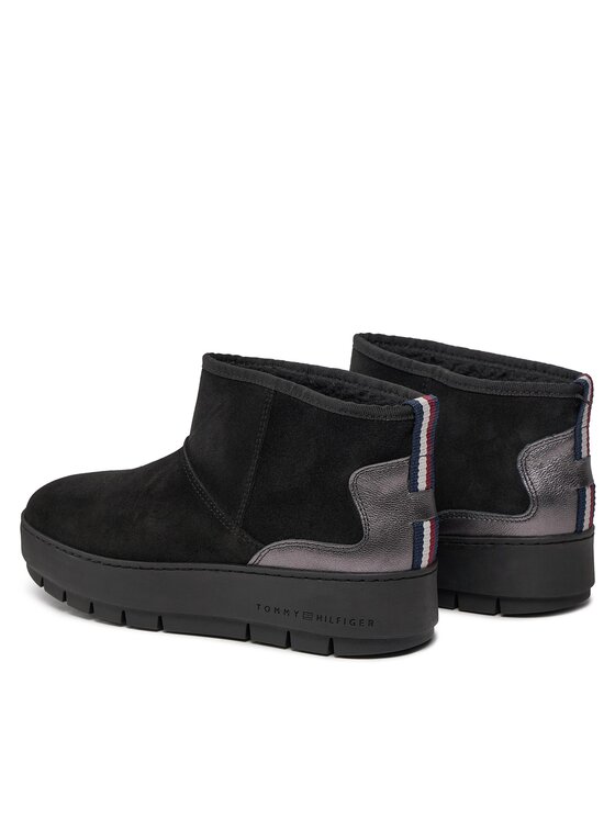 Tommy Hilfiger Sniego batai Tommy Hilfiger Metallic Suede Snowboot FW0FW07850 Juoda