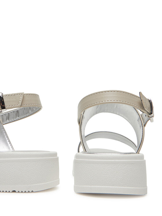 Calvin Klein Jeans Basutės Calvin Klein Jeans V4A2-82053-0371A S Smėlio