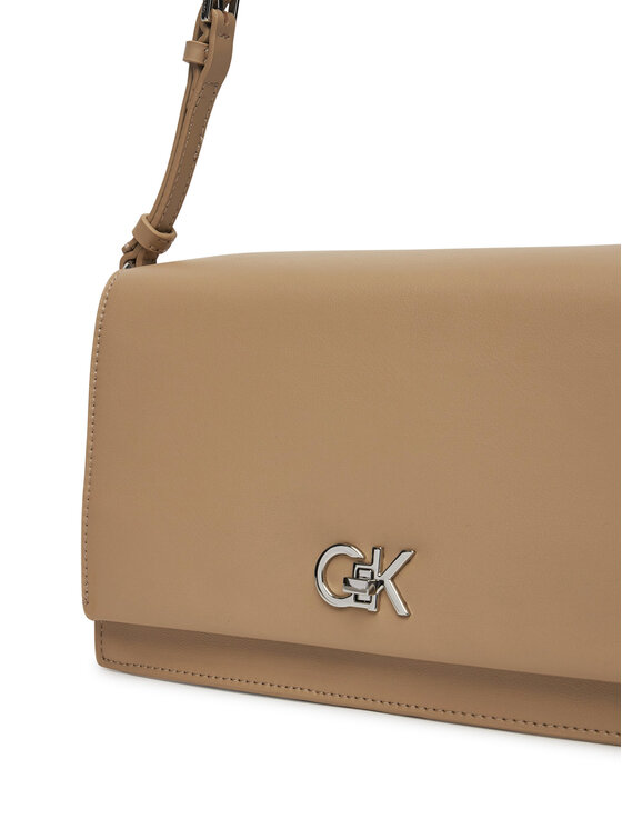 Calvin Klein Borsetta Calvin Klein Ck Elongated Shoulder Bag K60K612807 Beige