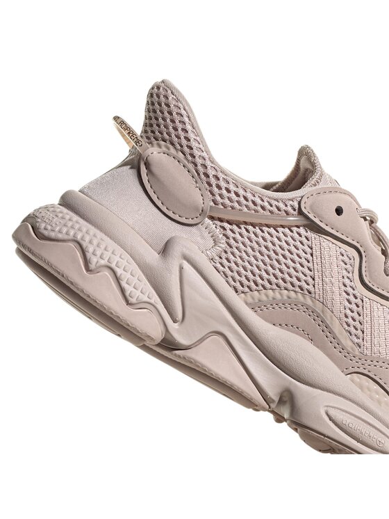 adidas Superge adidas OZWEEGO Shoes HQ1621 Rjava