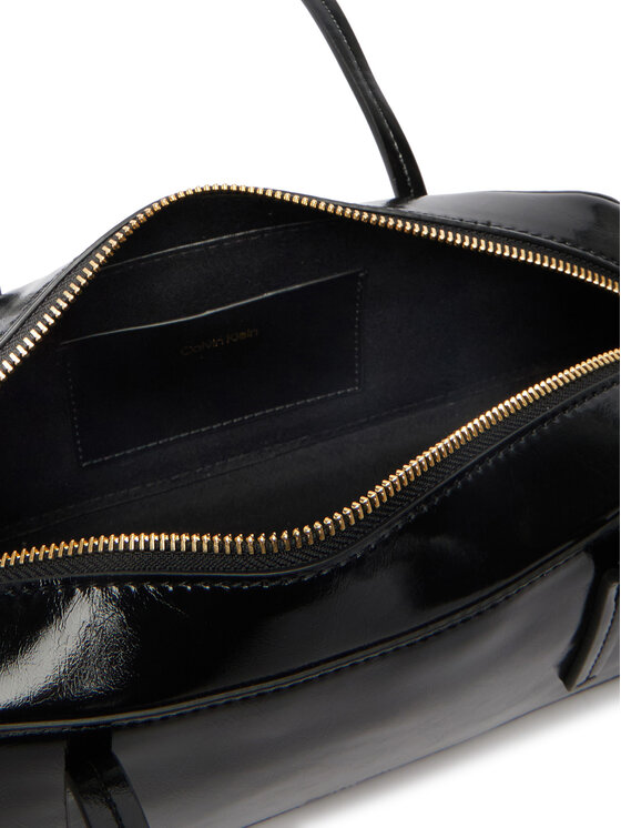 Calvin Klein Kabelka Calvin Klein Foil Logo Glossy Bauletto LV04F3638G Černá