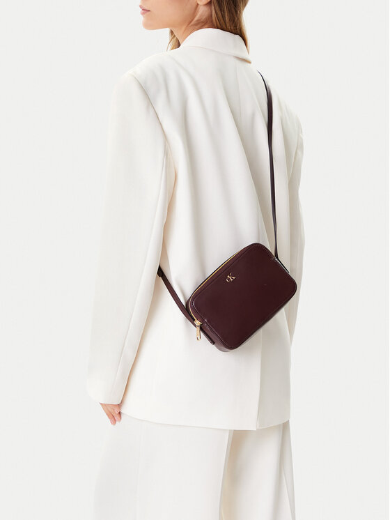 Calvin Klein Kabelka Calvin Klein Ck Camera Bag LV04F3173G Bordó