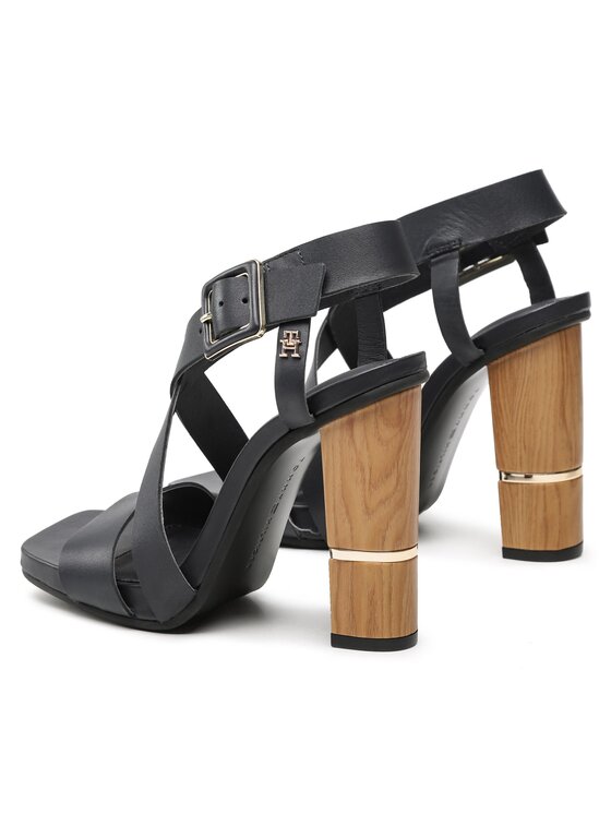 Tommy Hilfiger Sandále Tommy Hilfiger Hardware Block High Heel FW0FW07016 Tmavomodrá