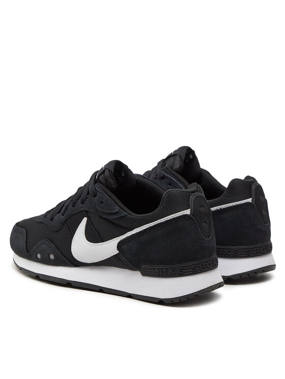Nike Снікерcи Nike Venture Runner CK2948 001 Чорний