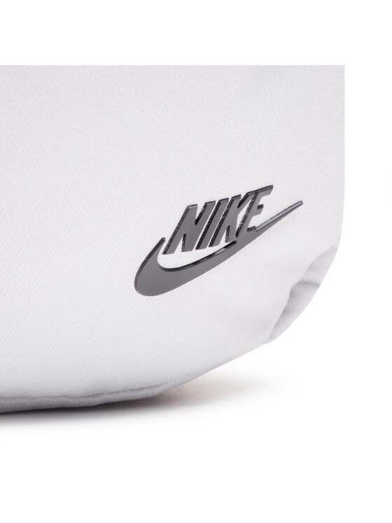 Nike Мъжка чантичка Nike BA5268 078 Сив