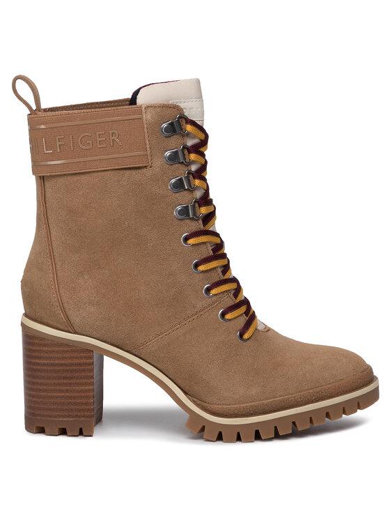 Tommy Hilfiger Botines planos Tommy Hilfiger Sporty Outdoor Mid Heel Lace Up FW0FW04341 Marrón