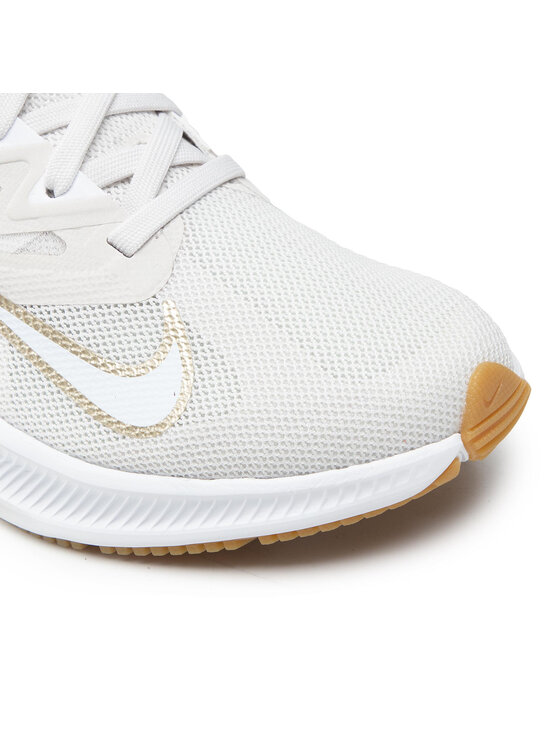 Nike Pantofi pentru alergare Nike Quest 3 CD0232 010 Bej