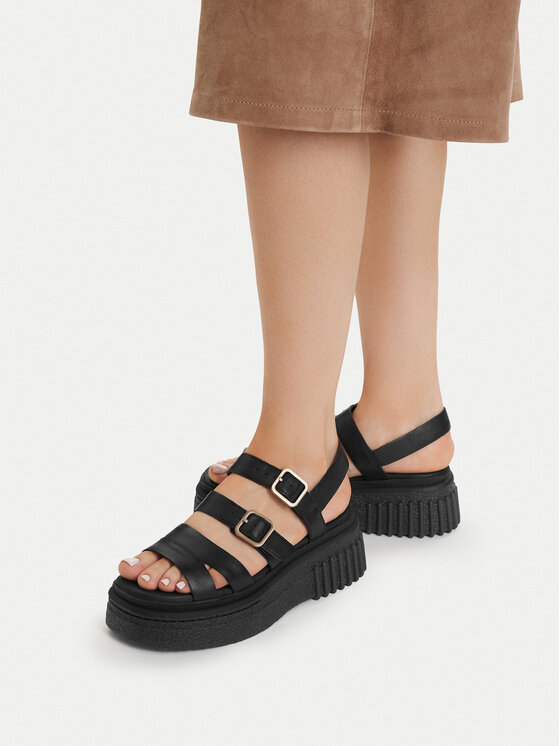 Clarks Босоніжки Clarks Evamar Strap 26185888 Чорний