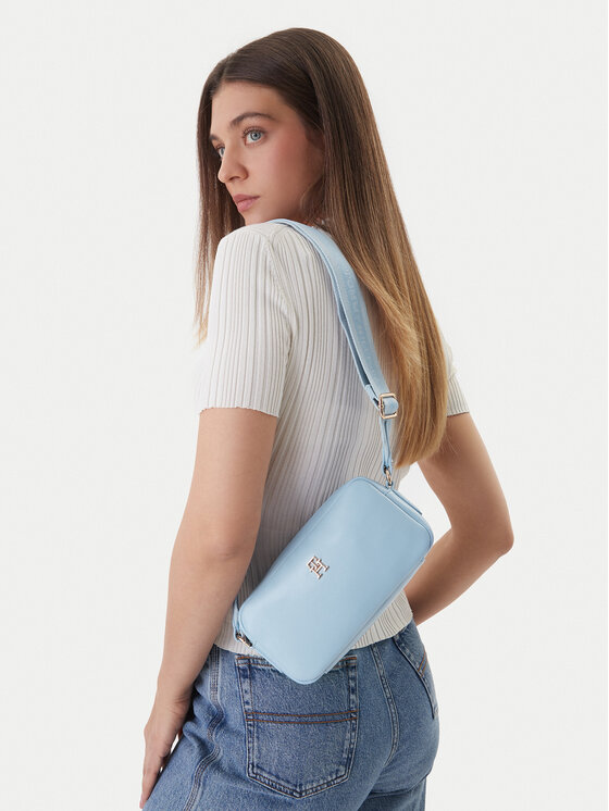 Tommy Hilfiger Ročna torba Tommy Hilfiger Th Essential Camera Bag AW0AW18370 Svetlo modra
