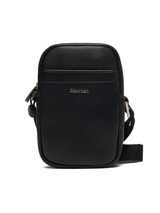 Calvin Klein Bandolera Calvin Klein Raised Slim Reporter LV04D3278G Negro