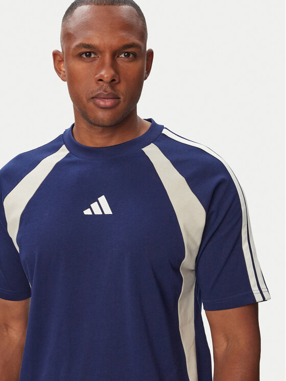 adidas adidas Camiseta Seasonal Essentials Colorblock KF4193 Azul marino Regular Fit