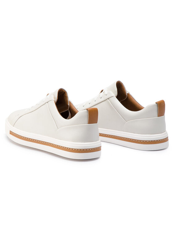 Clarks Сникърси Clarks Un Maui Lace 261401684 Бежов