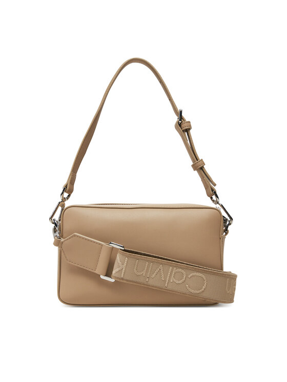Calvin Klein Soma Calvin Klein Ck Must Convertible Camera Bag K60K612901 Bēšs