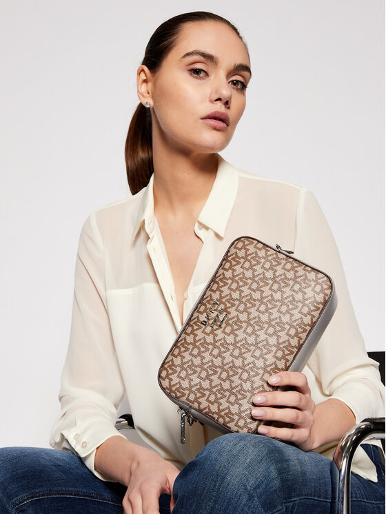 DKNY Torebka DKNY Whitney-Camera Bag R01EJH37 Brązowy