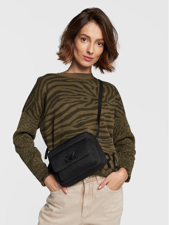 Calvin Klein Ročna torba Calvin Klein Re-Lock Camera Bag W/Flap Jcq K60K609685 Črna