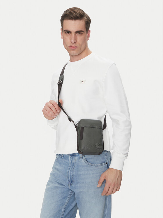 Calvin Klein Geantă crossover Calvin Klein Cargo Reporter S Bag LV04G3080G Gri