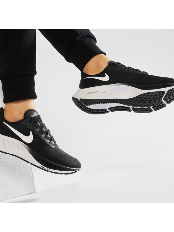 Nike Bėgimo batai Nike Air Zoom Pegasus 37 BQ9647 002 Juoda