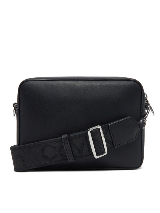 Calvin Klein Geantă Calvin Klein Ck Must Small Camera Bag K60K613145 Negru