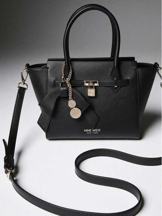 Nine West Rankinė Nine West CEO-Chelsea-Charm-II-LX10185 Juoda