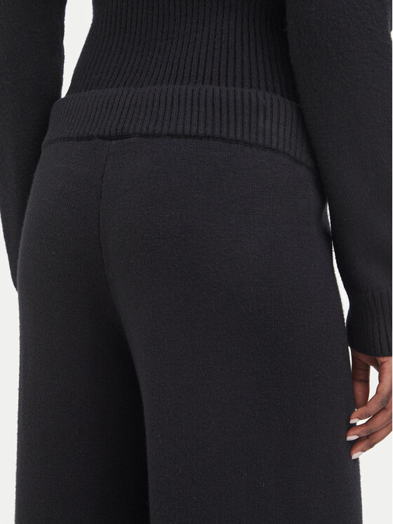 Juicy Couture Juicy Couture Трикотажні штани JCWBJ226310 Чорний Relaxed Fit