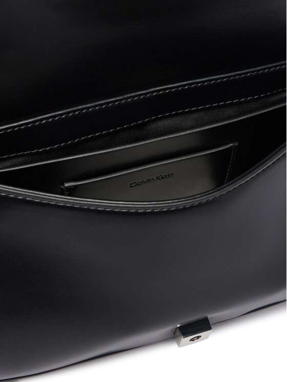 Calvin Klein Soma Calvin Klein Quilted Top Handle Chain Bag LV04F3410G Melns