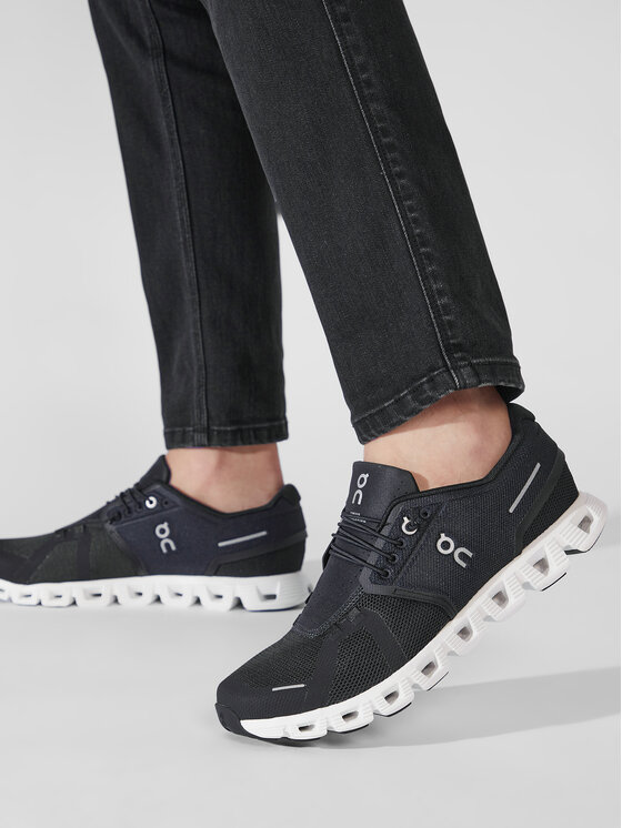 On Běžecké boty On Cloud 5 5998919 Černá