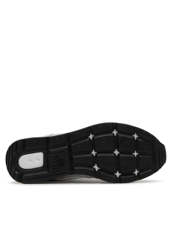 Nike Sneakersy Nike Venture Runner CK2948 002 Sivá