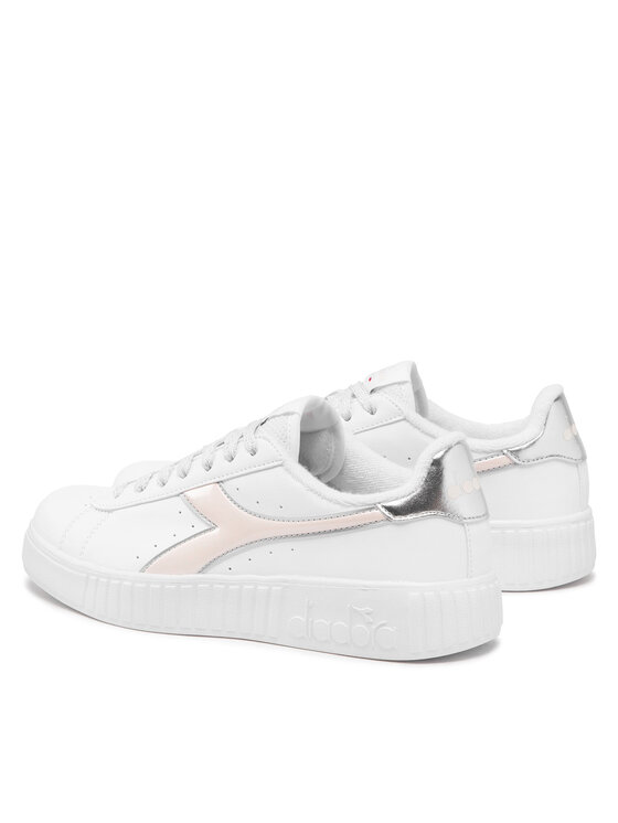 Diadora Laisvalaikio batai Diadora Step P 101.178335 01 D0036 Balta