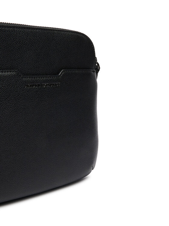 Armani Exchange Плоска сумка Armani Exchange XM002586 AF22651 UC001 Чорний
