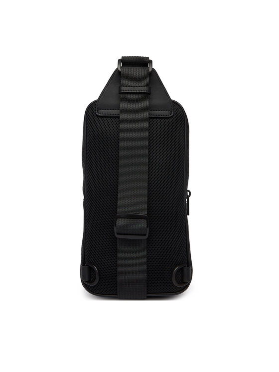 Tommy Hilfiger Taška cez rameno Tommy Hilfiger Embossed Flag Sling Bag AM0AM14191 Čierna