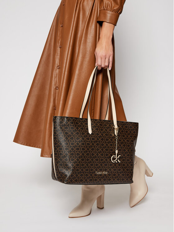 Calvin Klein Soma Calvin Klein Shopper Md K60K607427 Brūns