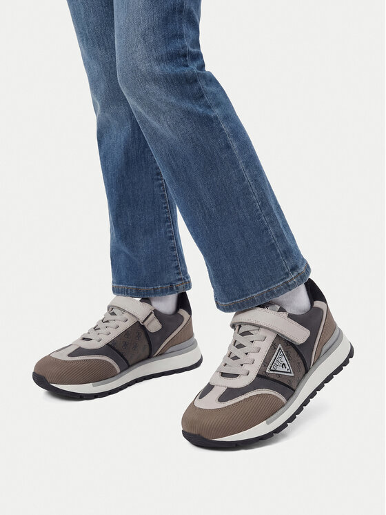 Guess Снікерcи Guess EO-CI12-B541-01 Сірий