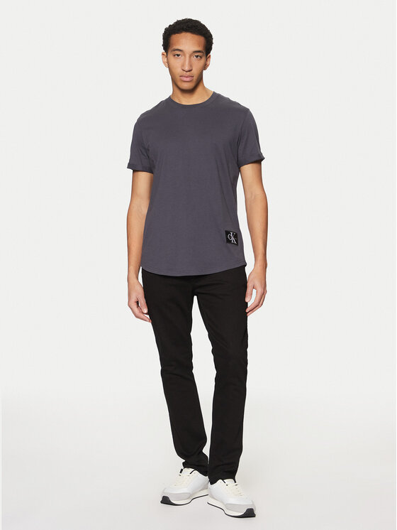 Calvin Klein Jeans Calvin Klein Jeans T-shirt J30J323482 Blu scuro Regular Fit