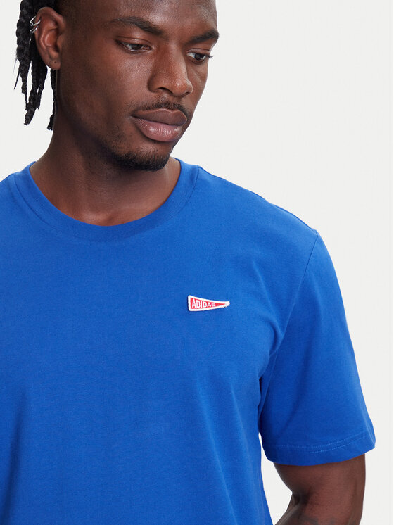 adidas adidas Футболка Pennant Trim Graphic JL9227 Голубий Regular Fit