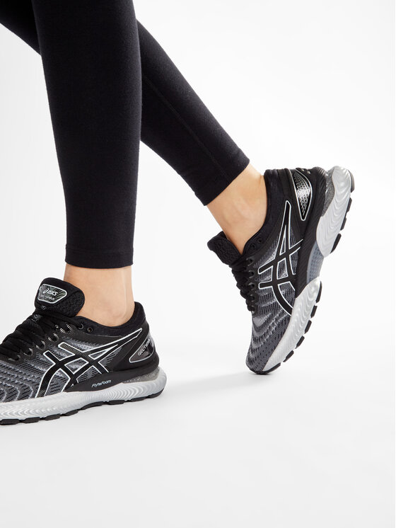 Asics Futócipő Asics Gel-NImbus 22 1012A587 Fekete