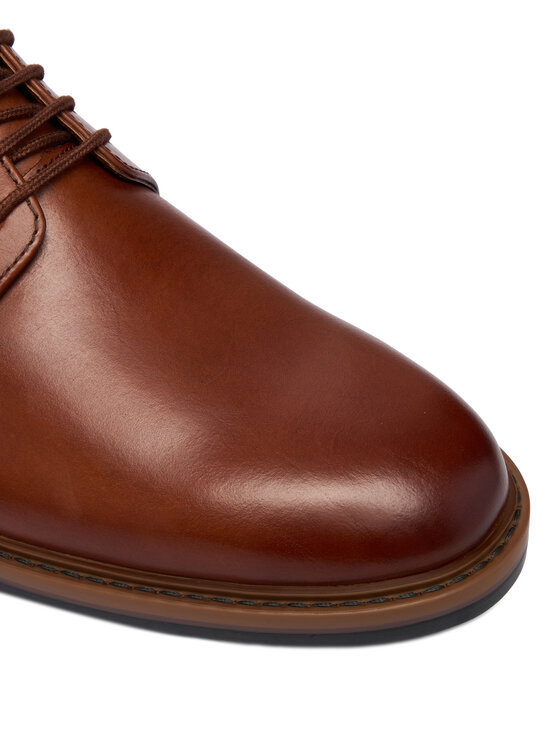 Clarks Туфлі Clarks Aldwin Lace 26183252 Коричневий