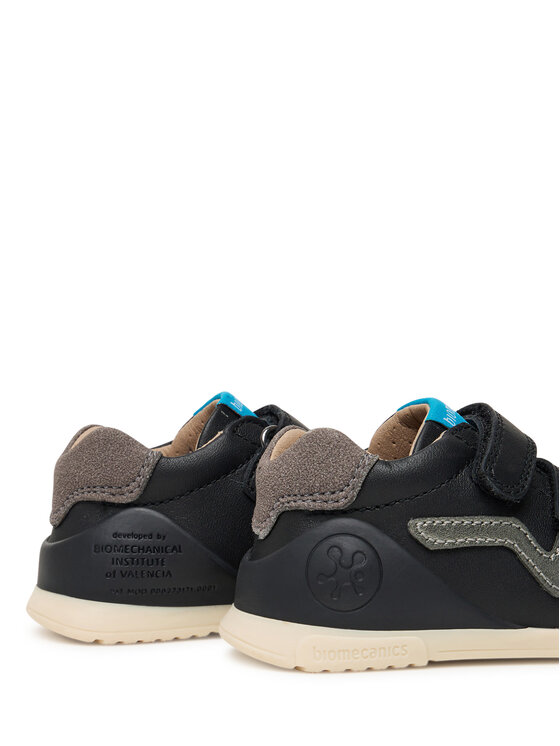 Biomecanics Sneakersy Biomecanics 251123 Čierna