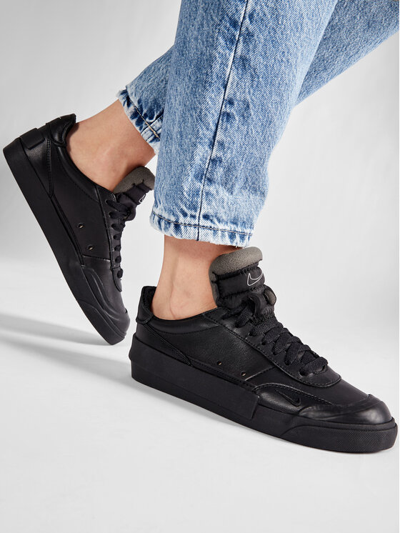 nike drop type premium black