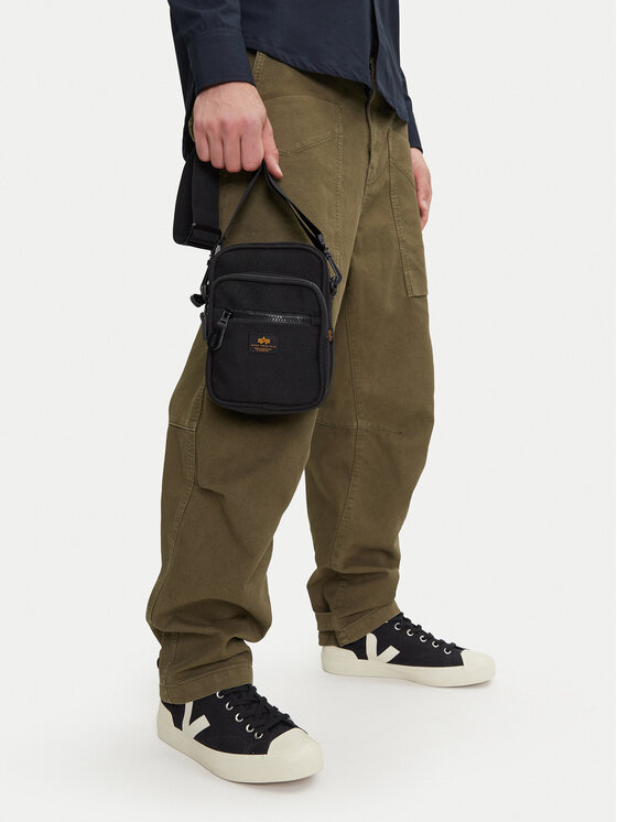 Alpha Industries Плоска сумка Alpha Industries 156941 Чорний