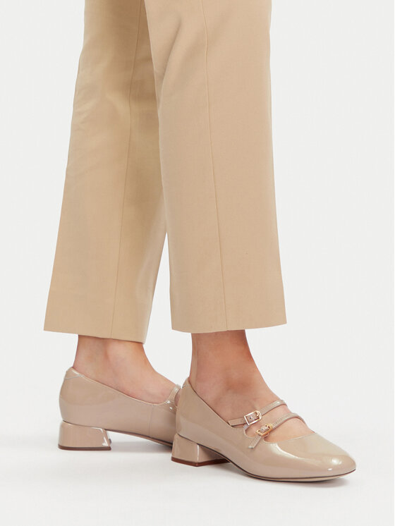 Clarks Туфлі Clarks 26181313 Бежевий