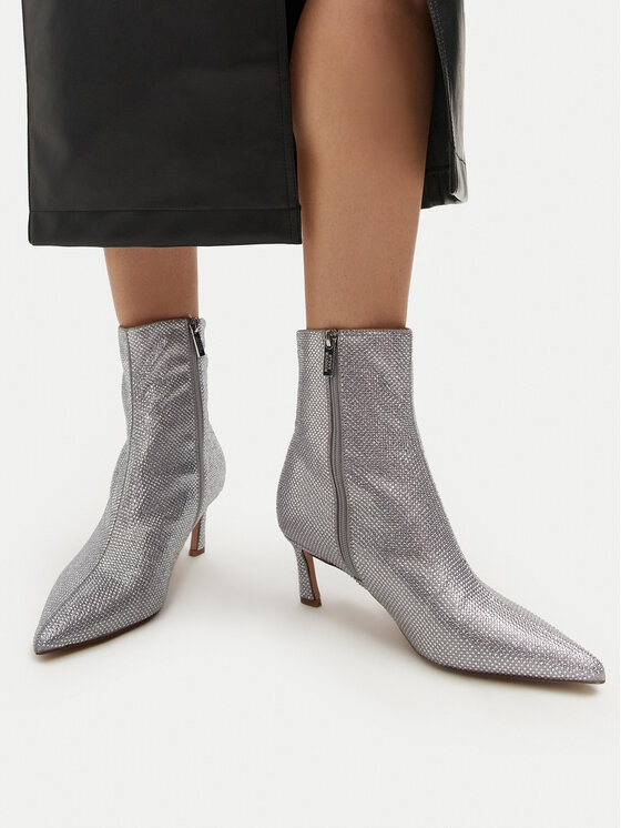 Steve Madden Polokozačky Steve Madden Lulah-R SM11003281 Stříbrná