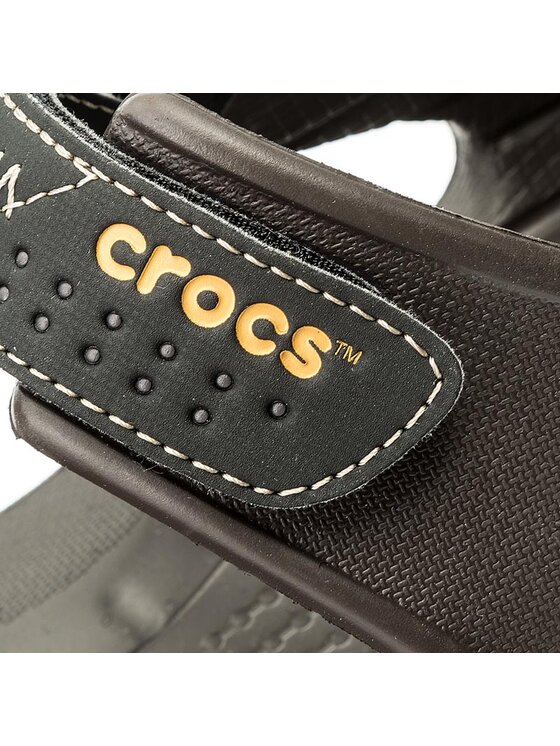 Crocs Sandali Crocs Swiftwater River Sandal M 203965 Marrone