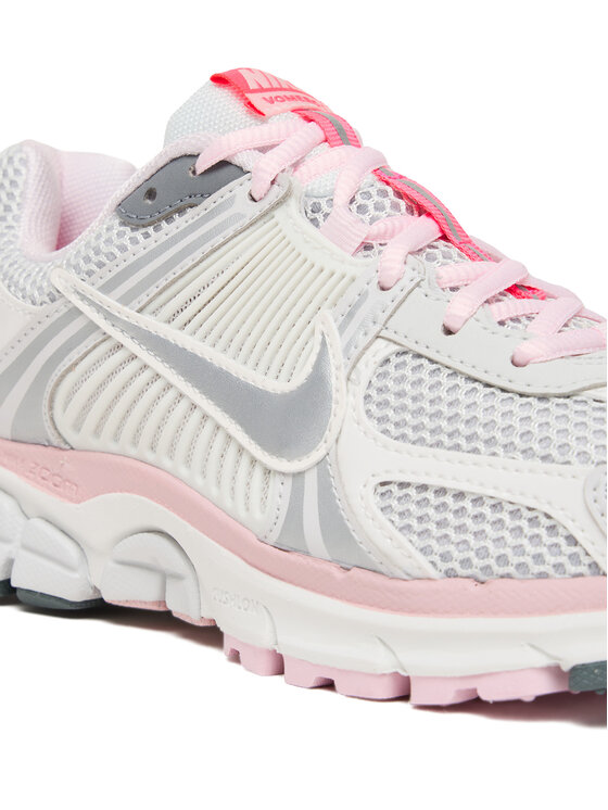Nike Снікерcи Nike Zoom Vomero 5 FN3695 001 Сірий