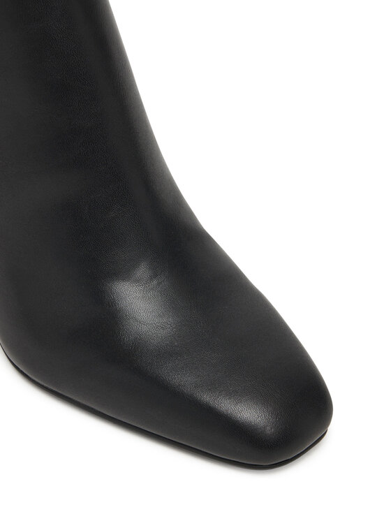 Steve Madden Členková obuv Steve Madden Adelisa SM11002626 Čierna