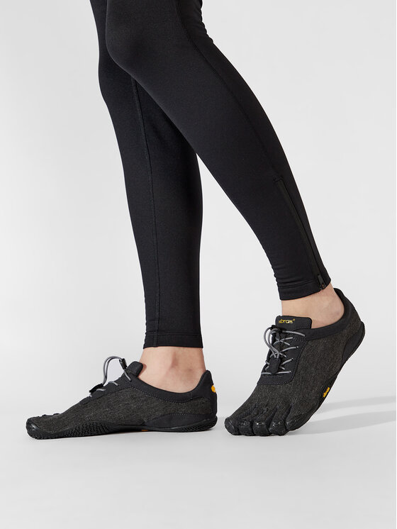 Vibram Fivefingers Boty do posilovny Vibram Fivefingers Kso 21M9501 Šedá
