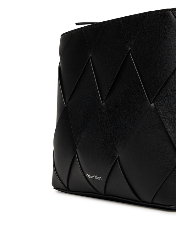 Calvin Klein Kabelka Calvin Klein Ck Woven Square Crossbody K60K612991 Čierna
