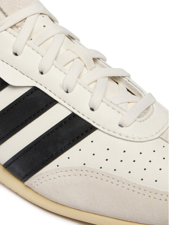 adidas Снікерcи adidas Barreda Lo KI6726 Білий