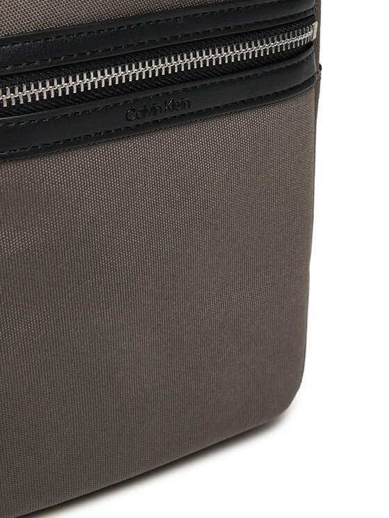 Calvin Klein Bandolera Calvin Klein Contrast Reporter LV04D3175G Gris
